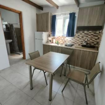 Vine Veranda Paleóchora Extérieur photo